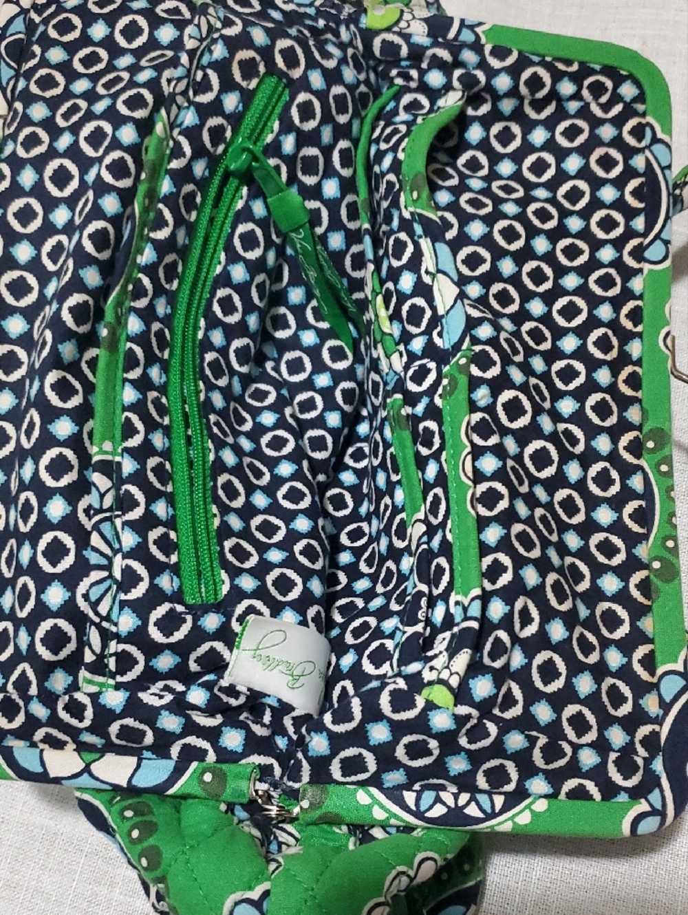 Vera BradleyQuilted Green Cupcskr Frame-Top Handbag - Picture 4 of 5